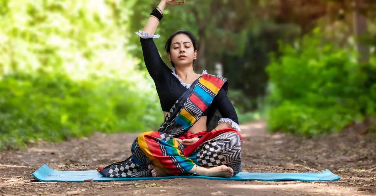 Comment Pratiquer le Yoga Ayurvédique pour Votre Bien-Être