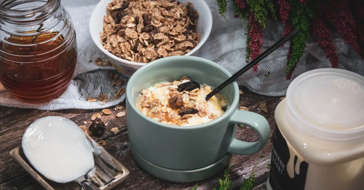 Les Bienfaits du Lait Doré en Ayurveda pour Votre Santé